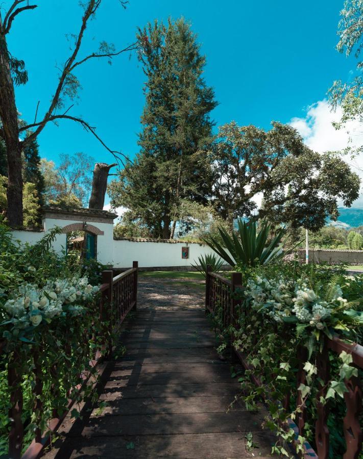 فندق Hacienda Cusin اوتابالو المظهر الخارجي الصورة